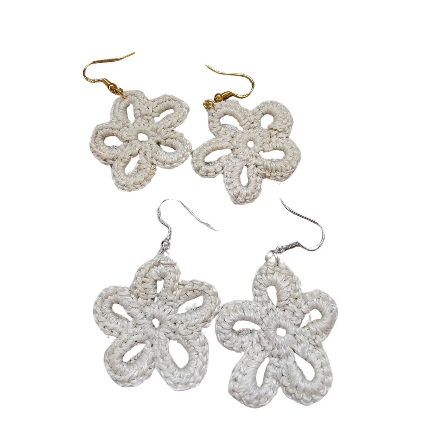 Cream Daisy Crochet Earring