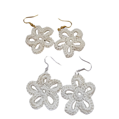 Crochet Earrings - Cream Daisy