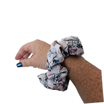 Scrunchie - Vintage Floral Wrist View