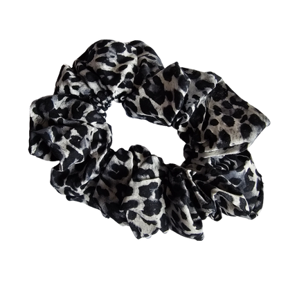 Scrunchie - Leopard Front View