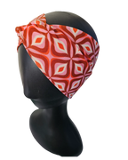 Side View of headband hair accessory on mannequin